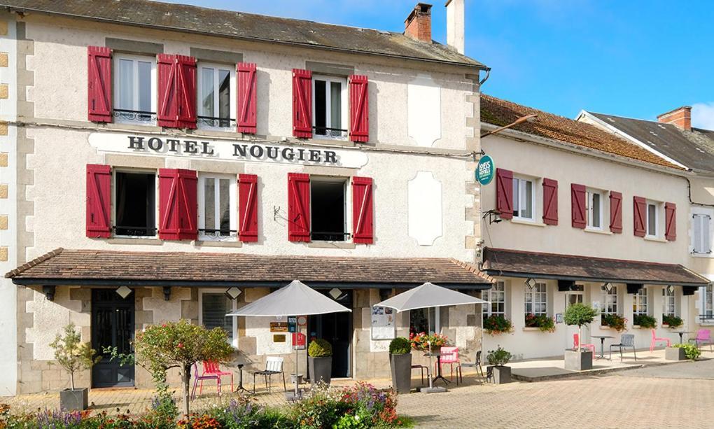 Logis Hotel Restaurant Nougier Saint-Etienne-de-Fursac Exterior photo